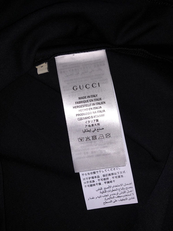 ブランドTシャツ角部分ディテール